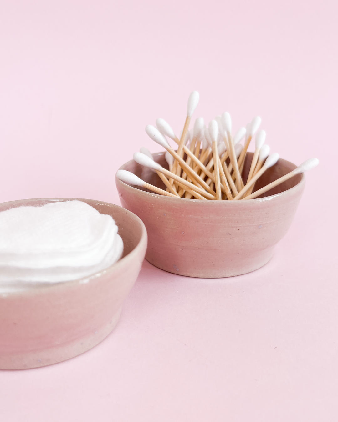 Sæt af to skåle med rosa glasur