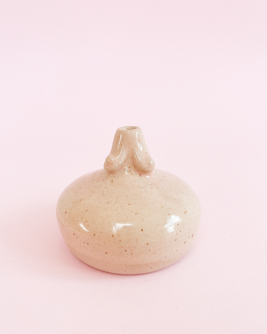 Brystvase i rosa glasur